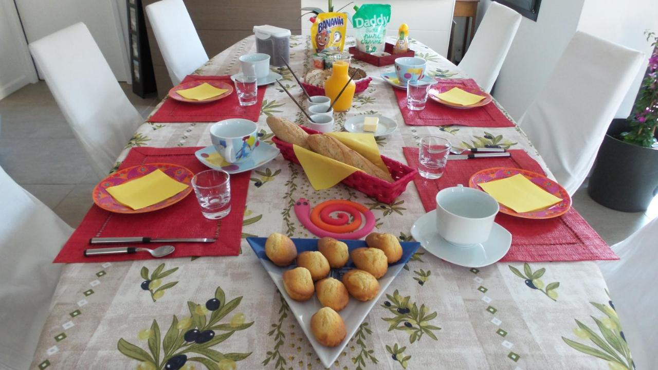 לה פוט-סור-מר Chambre D'Hotes Et Spa De La Presqu'Ile מראה חיצוני תמונה